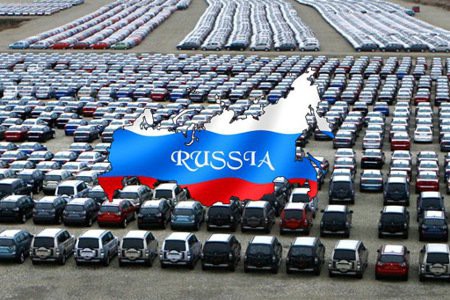 На 8% упали продажи машин в России